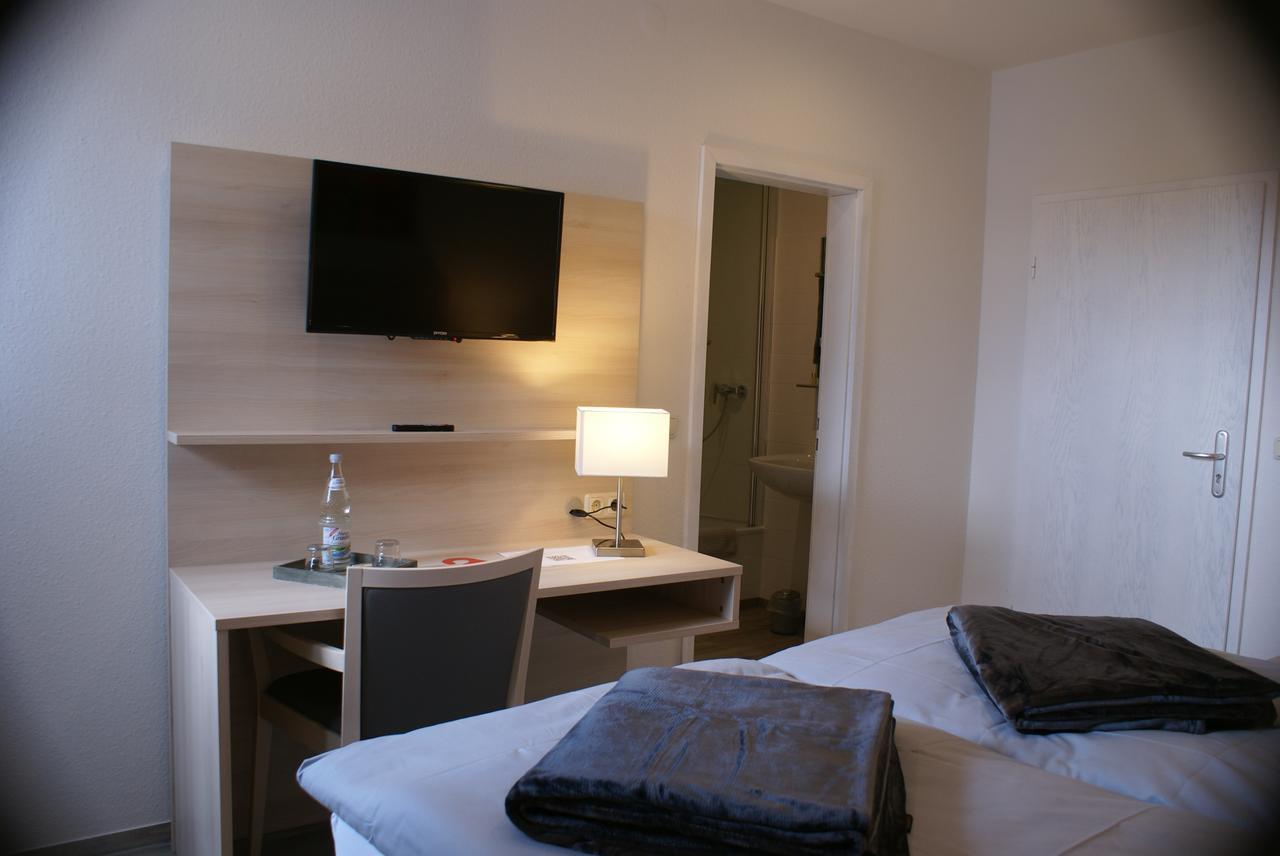 Hotel Garni Alte Post Boffzen Exteriör bild
